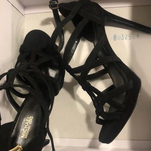 Michael Kors size 8 cage black suede platform heels